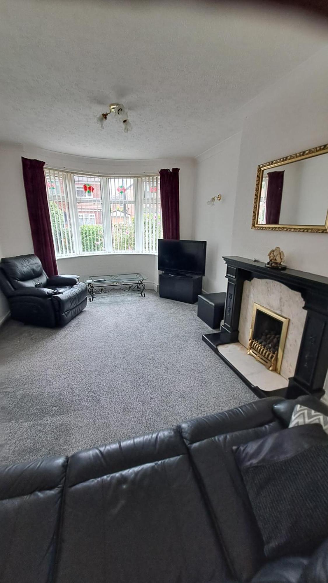 Dalton House - Three Bedroom Property Stretford Free Parking Near The Trafford Centre Манчестър Екстериор снимка